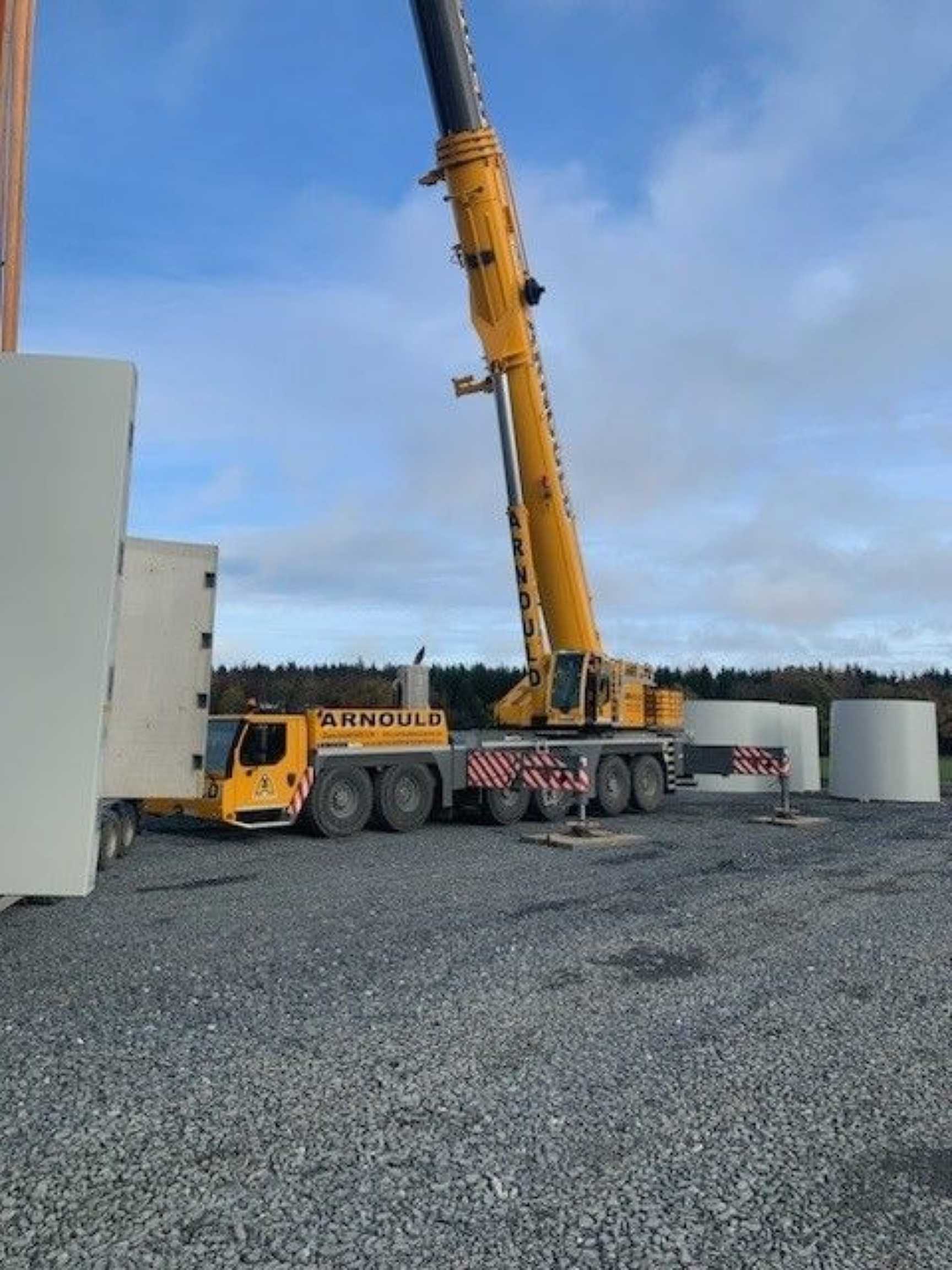 Constructie van een nieuwe windturbine in Bel'Ardenne
